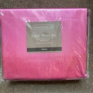 Satin Sheet Set King Size Bubblegum Barbie Pink 4 piece New in Package